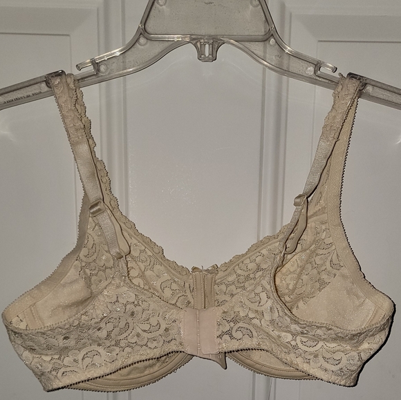 Playtex Secrets Bra ~ 40C - Picture 2 of 4